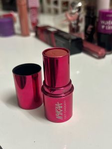 Nykaa Get Cheeky Cream Blush Stick