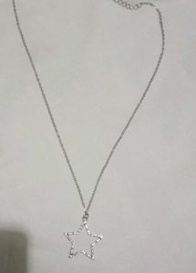Layered Star Necklace Set