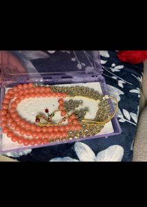 Stunning Peach Bead and Crystal Necklace Set
