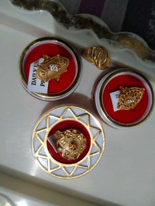 Set of 4 Elegant Gold Rings