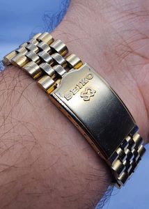 Vintage Seiko Quartz Gold Watch