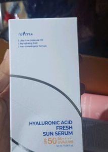 Isntree Hyaluronic Acid Fresh Sun Serum SPF 50
