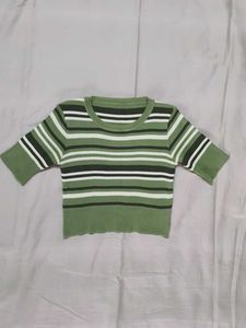 Urbanic ribbed tee free size