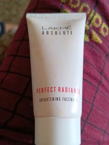 Like New LAKME ABSOLUTE