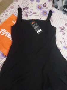 Black Middi Dress 👗