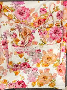 Viral Floral Bodycon Dress- Lace trimmed