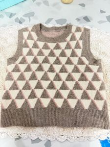 Geometric Knit Vest Top