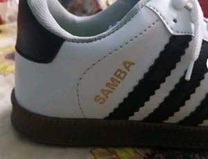Price drop 🔻Adidas Samba First Copy Sneakers