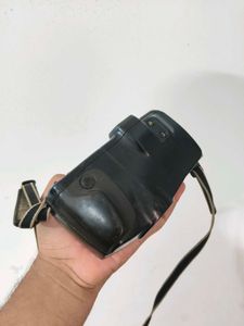 Minolta Riva Zoom 105i Quartz Date Camera