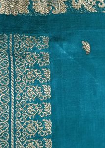 🚨 Urgent Sale🚨Green Silk Saree with Gold Border