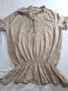 Pepe Jeans London ..Beautiful Embroided Top