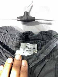 New Look black Cargo Pants unisex