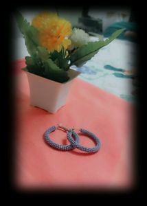 Beautiful Round Earings In Levender Color