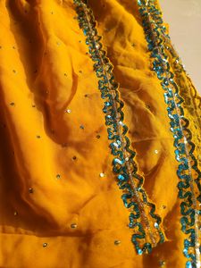 Mumtaz Style Draping Mustard Yellow Saree With Hea