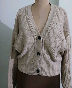 Cable Knit Cropped Cardigan