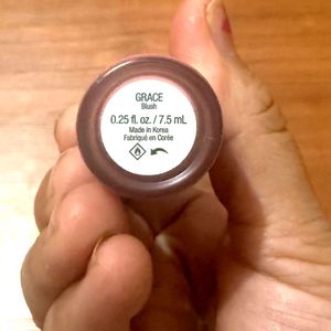 Rare Beauty Blush - Dewy Finish