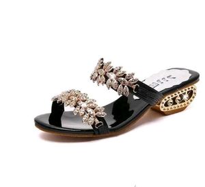 Sparkling Crystal Flower Sandals