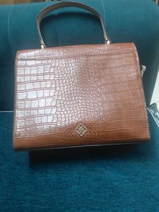 Stylish Pure leather Brown Croc-Embossed Handbag