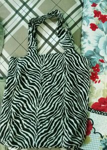 Stylish Zebra Print Tote Bag