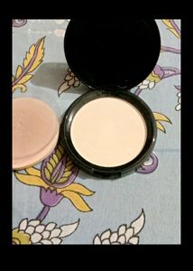 Maybelline New York Compact