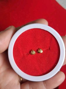 beautiful Gold Stud Earrings