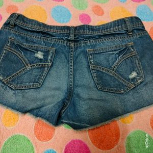 15)  Blue Trendy Shorts