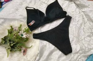 Chic Black Textured Bikini Set