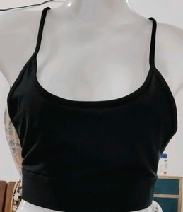 Premium Black Strappy Back Seamless Sports Bra -