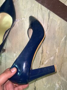 Navy Pointed-Toe Heels
