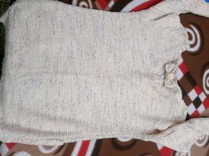 Beautiful Sweatshirt In M Size For Women