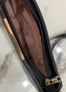 Chic Black Crossbody Bag