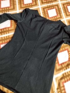 Semi- Winter Black classic Top