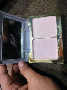 Pressed Powder Compact with Mirror