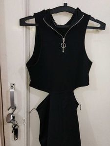Chic Black Cut-Out Dress