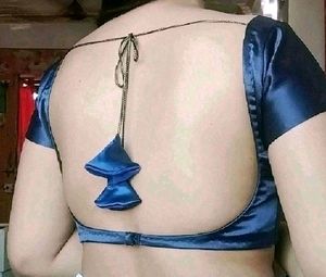 deep neck blouse (non padded)