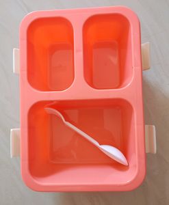 Lunch Box Container with Spoon for Kids, 3 Compart