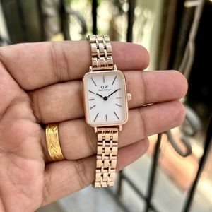 Daniel Wellington  Model - QUADRO PRESSED UNITONE