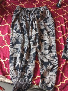 Stylish Leaf Print Button-Up Top