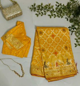 Royal Zari work Yellow saree💚💛✨�