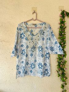 Blue Floral Print Embroidered Kurta