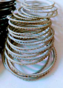 3Elegant Set of Bangles
