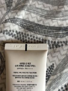 Face shop NATURAL SUN ECO Sunscreen