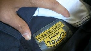 Man Baggy Jeans