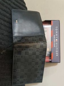 Tommy Hilfiger Wallet with tags