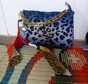 New Leopard Print Silling Bag 💙🐆