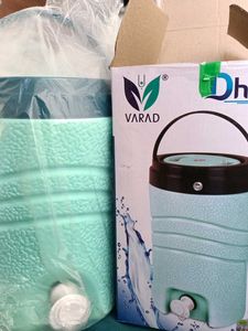 Varad Dhara 4000 Insulated Water Jug