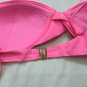 ❤️‍🔥 Bright Pink Twisted Bikini Top