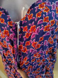 New unsed Small Size  Floral Print Dress