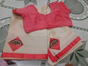 "Umbrella 🏖️" Designated Saree With Blouse