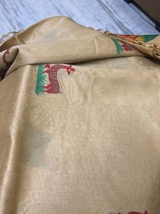 Elegant Golden Saree with Motif
